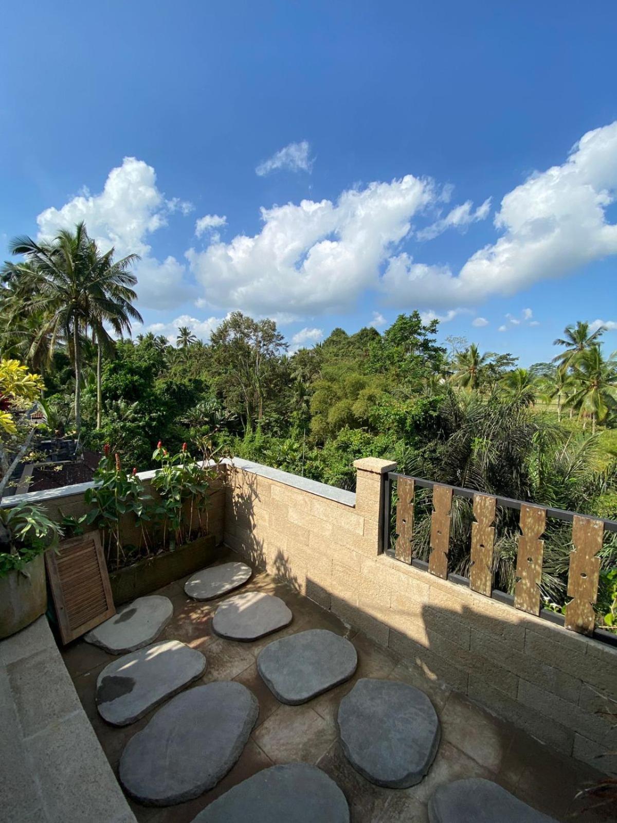Ogek Home Stay Ubud Oda fotoğraf